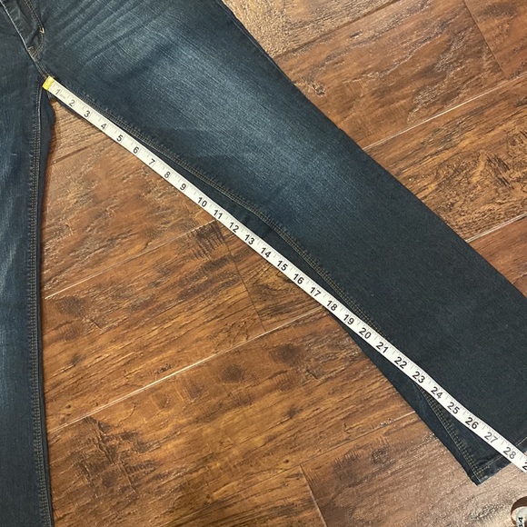 EXPRESS BARELY BOOT ZELDA JEANS SIZE 0 short - Picture 6 of 8